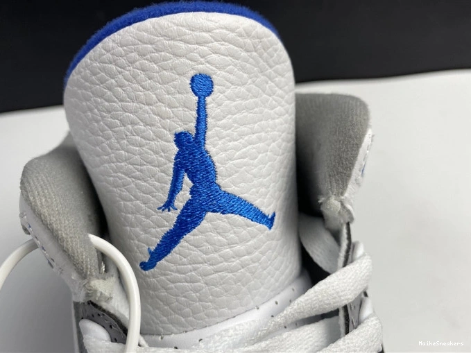 MaikeSneakers Jordan White Blue CT8532-040 3 Retro Air 0717